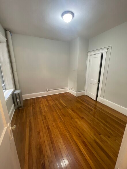 Building Photo - 38 Hemenway St