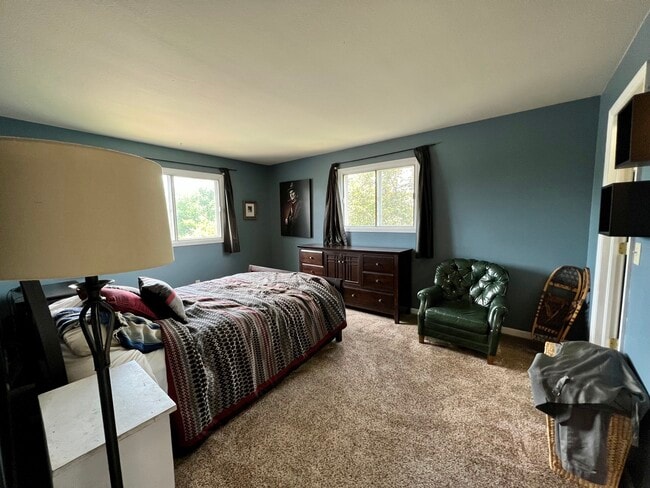 Master Bedroom with South and West facing windows - 4670 White Rock Cir
