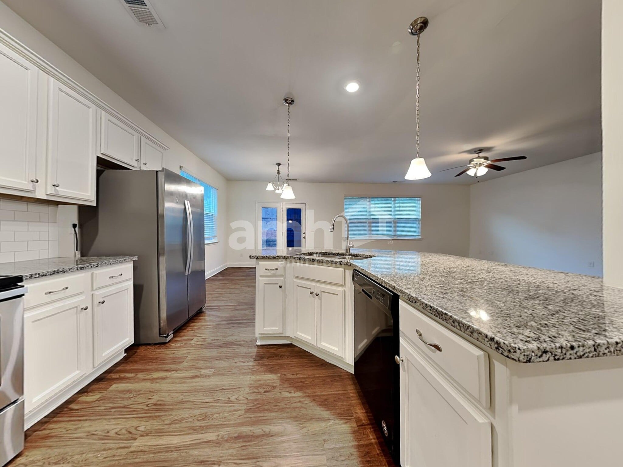 Building Photo - 1512 Weatherbrook Cir