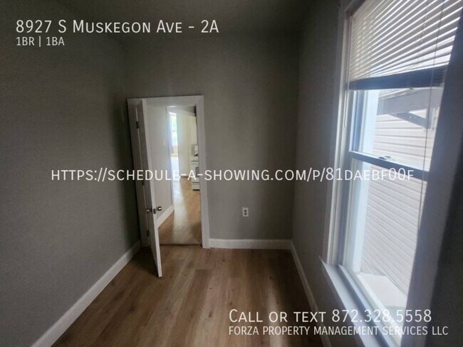 Building Photo - 8927 S Muskegon Ave