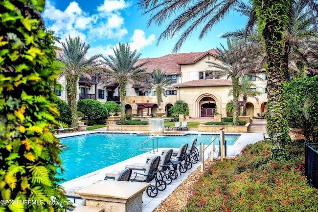 Building Photo - 955 Registry Blvd