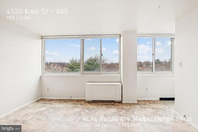 Building Photo - 4520 King St