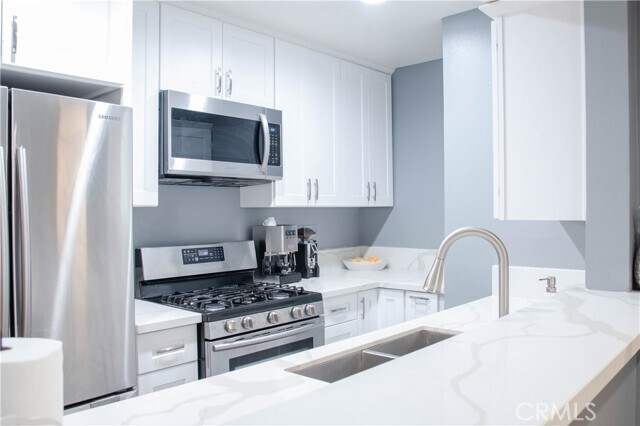 Building Photo - 4705 Kester Ave