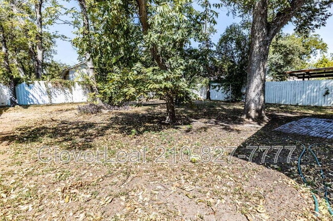 Building Photo - 116 Naylor St