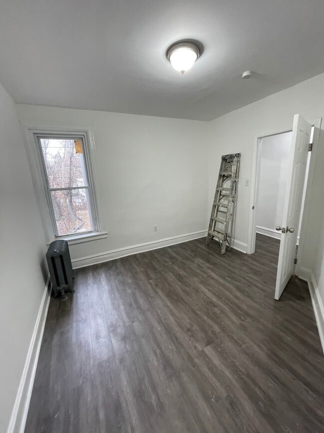 Building Photo - 5322 Wingohocking Terrace