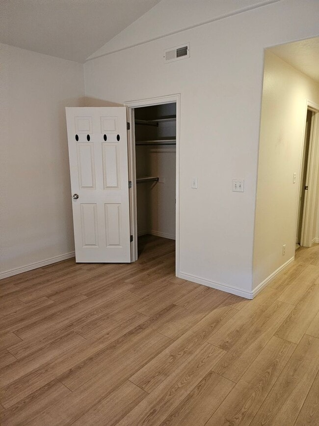 Building Photo - 1477 S 430 W