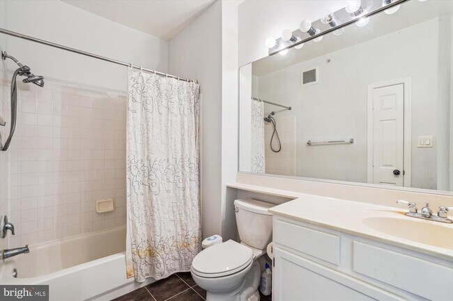 Building Photo - 4138 Fountainside Ln