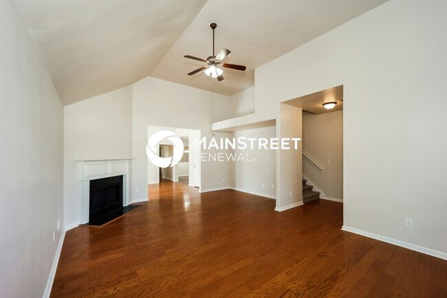 Building Photo - 4 Bedroom Pet-Friendly Home in ATLANTA, GA with Main Street Renewal