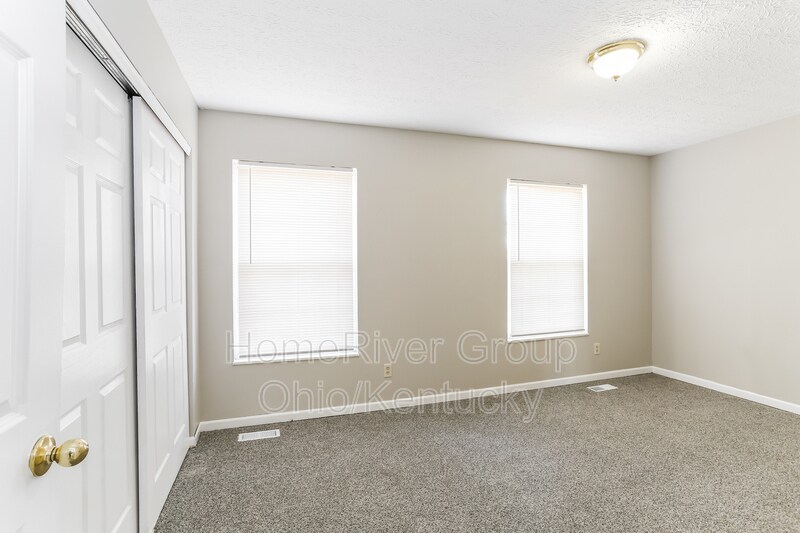 Building Photo - 1707 Farberdale Dr