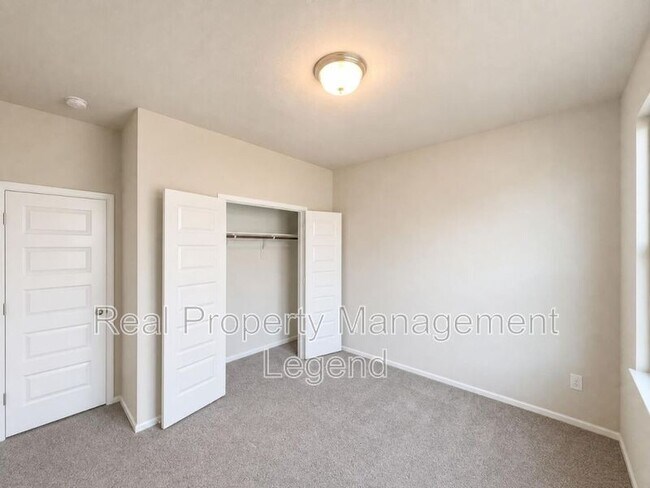 Building Photo - 5601 Portola Ln