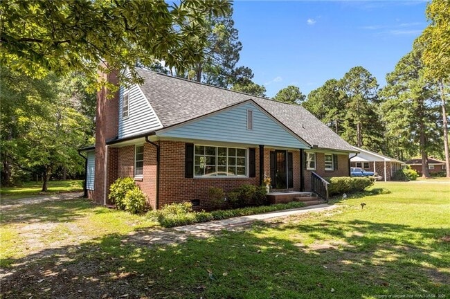 Building Photo - 13520 Oakwood Dr