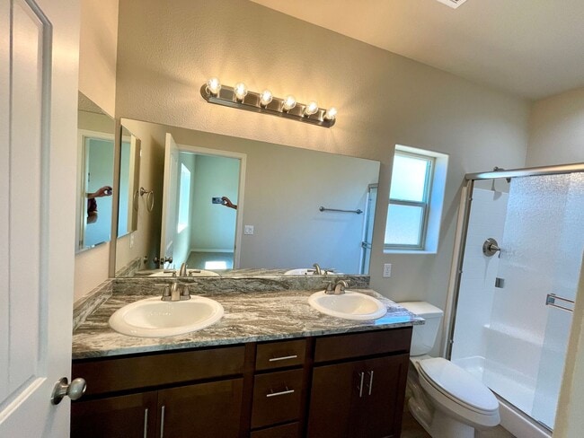 Building Photo - Beautiful 2024 Built 3 Bedroom Home in Legacy Ranch!