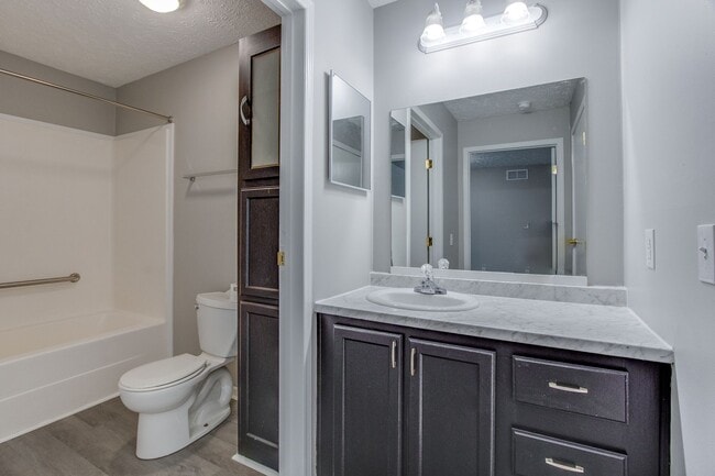 Building Photo - For Rent: Four-Bedroom, Two-Bathroom Single Family Home