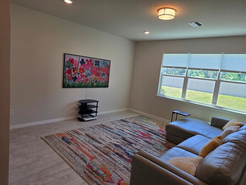 Building Photo - 12963 Brookside Moss Dr