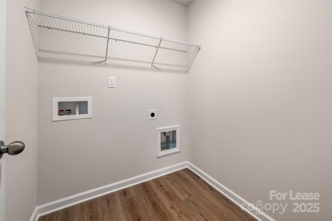 Building Photo - 108 Rock Ave