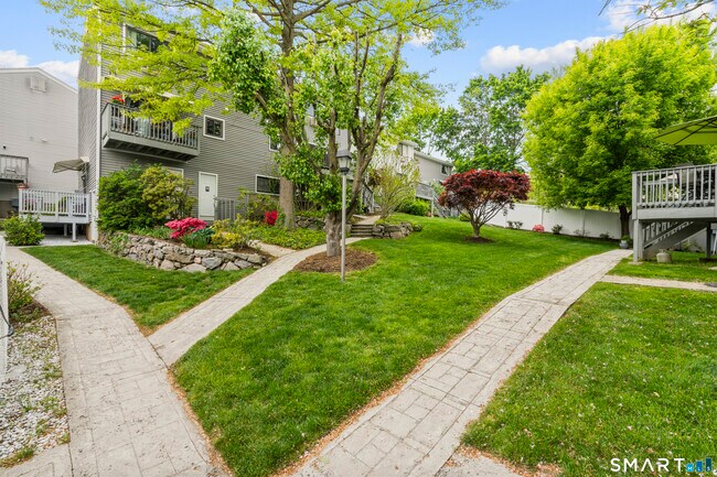 Building Photo - 63 Myano Ln