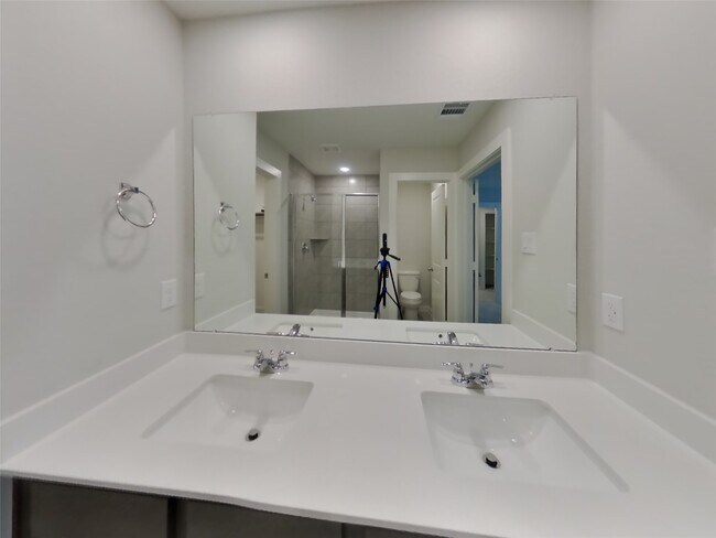 Building Photo - 22718 Terrazzo Dr