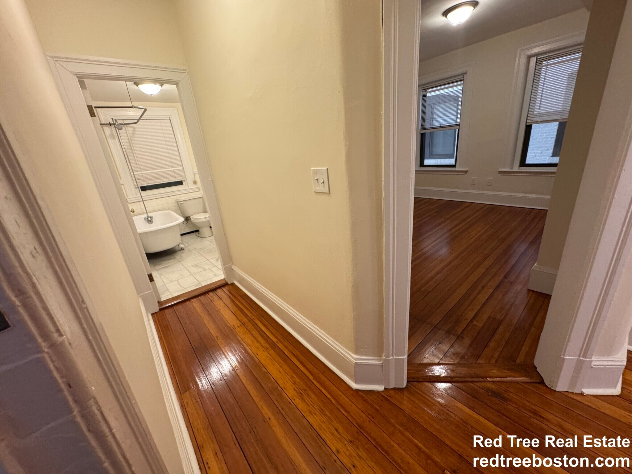 Building Photo - 885 Massachusetts Ave