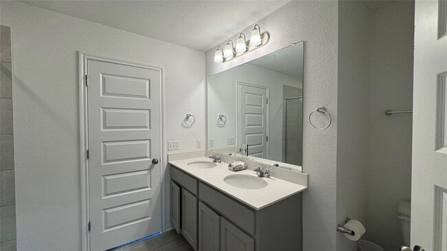 Building Photo - 6915 Tiznow Ln