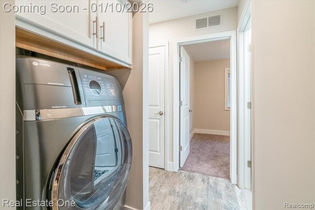 Building Photo - 310 Roe St