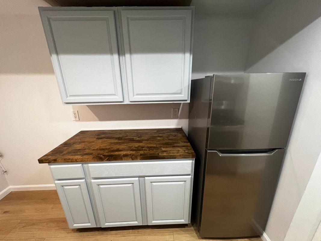 Building Photo - 25 Spruce St