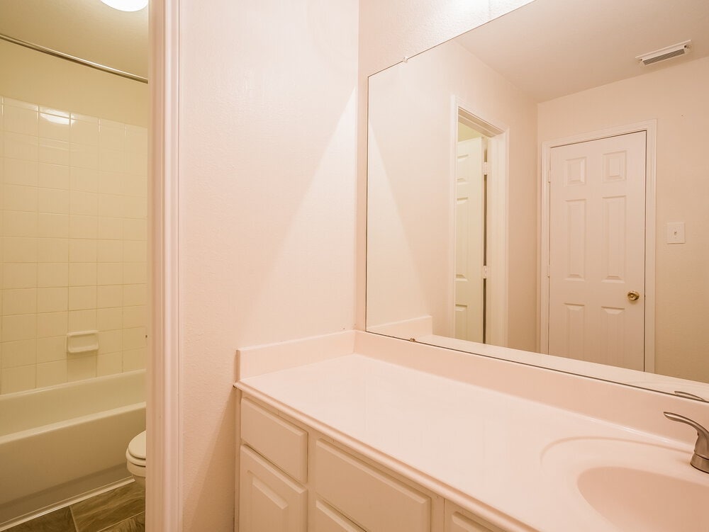 Building Photo - 12214 Landsdown Ridge Way