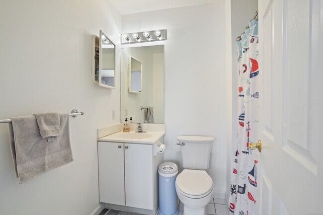 Building Photo - 1406 Pinnacle Way