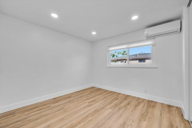Building Photo - 18442 Patterson Ln