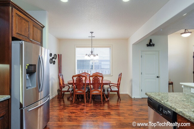 Building Photo - Lovely Duplex-Style Townhome | Bethany | Arbor Oaks Neighborhood | Amazing Schools | INTERNET INC...