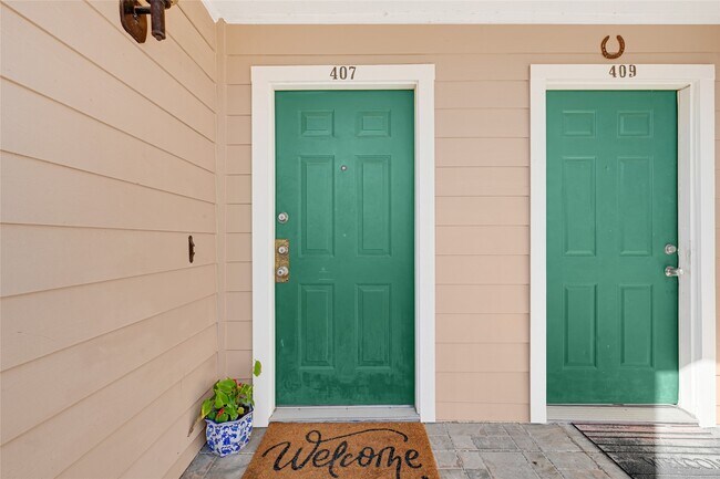 Building Photo - 3663 E NASA Pkwy