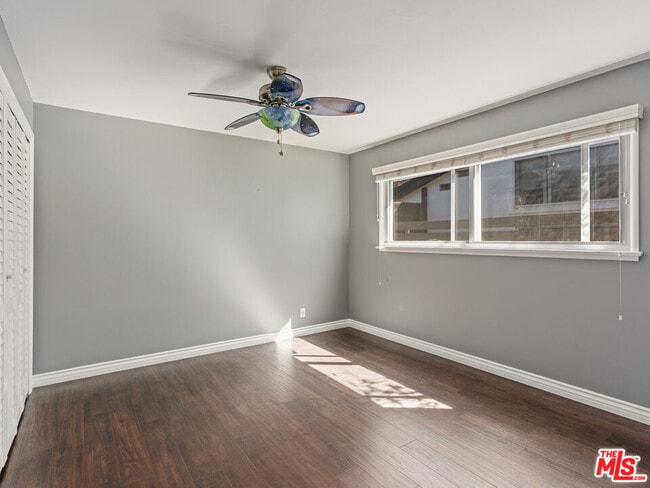 Building Photo - 7630 W 91st St