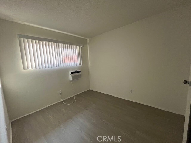 Building Photo - 37067 Bankside Dr