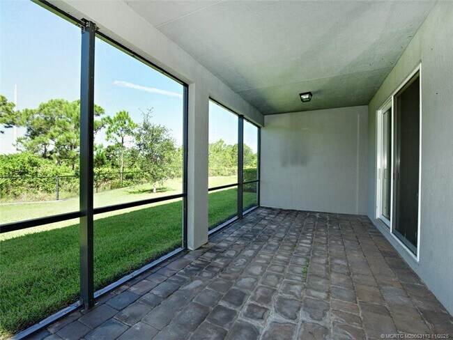 Building Photo - 4554 NW King Ct