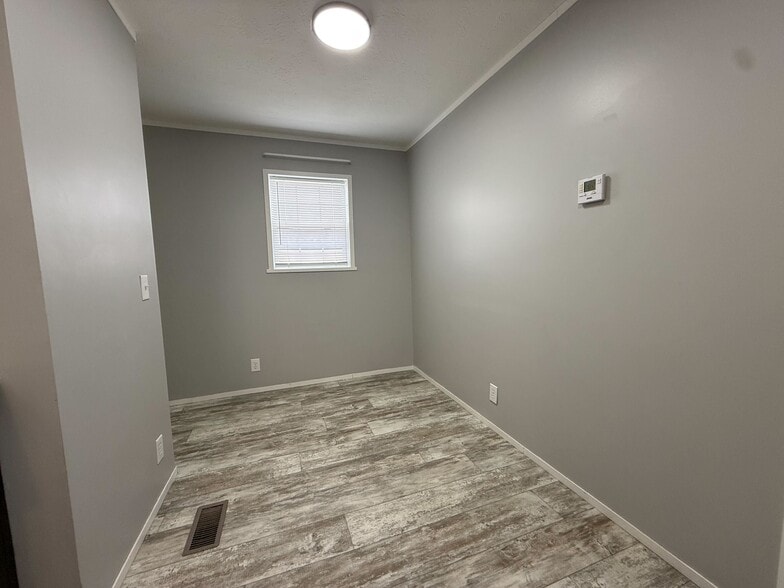 Building Photo - 11827 Cascade Cir