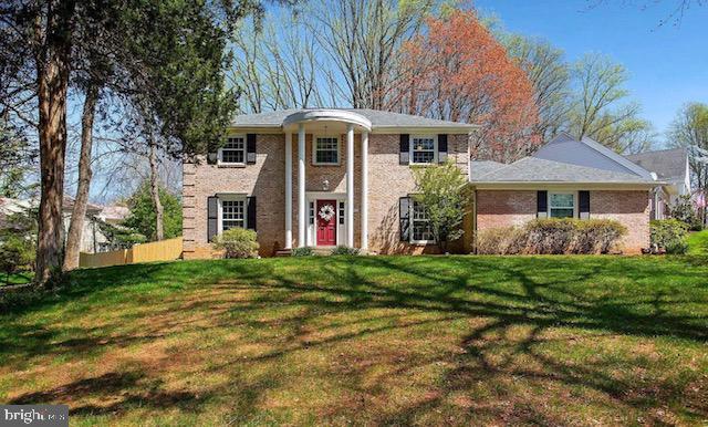 Building Photo - 701 Ridge Dr