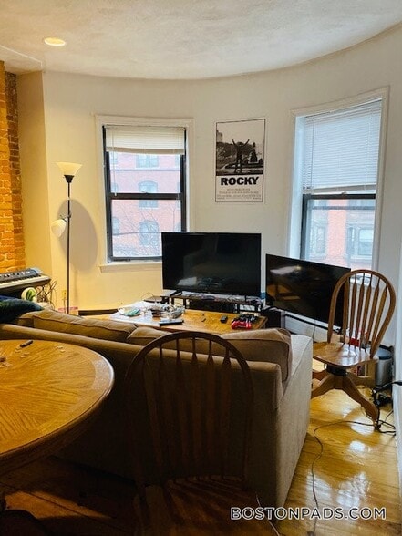 Building Photo - 610 Columbus Ave