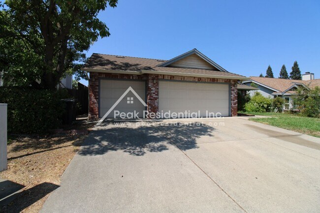 Building Photo - 4 br, 2 bath House - 7433 Bree Ann Court