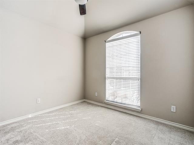 Building Photo - 408 High Desert Dr