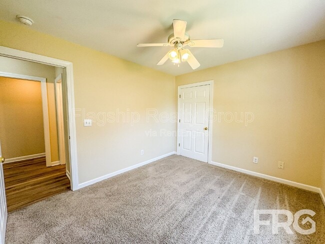 Building Photo - 5180 Deveron St