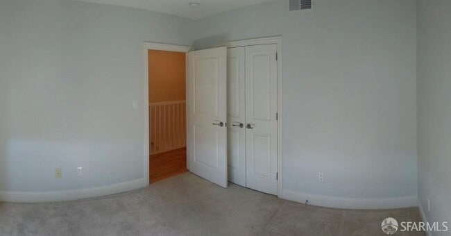 Building Photo - 21 S Claremont St