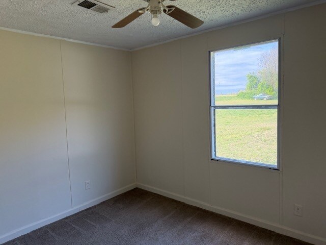 Building Photo - 835 Milford Rd