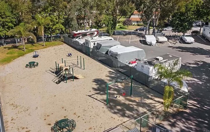 Building Photo - 3201 Via Pescado