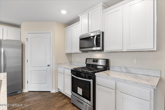 Building Photo - 158 Albacete Rd