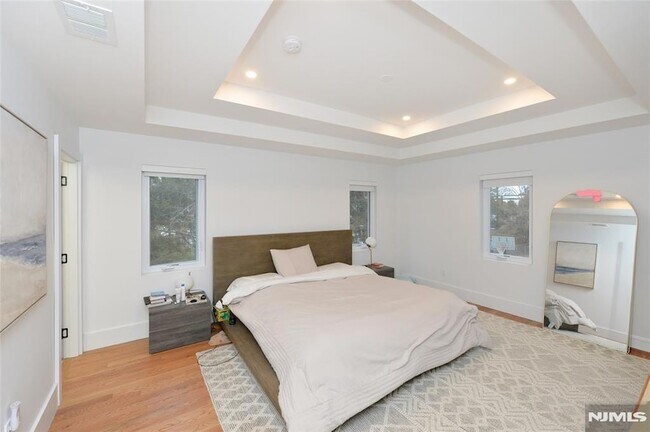 Building Photo - 65 Franklin St