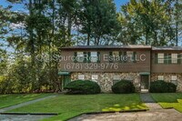 Building Photo - 502 Oakwood Ct