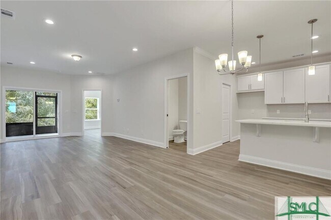 Building Photo - 157 Lower Creek Dr