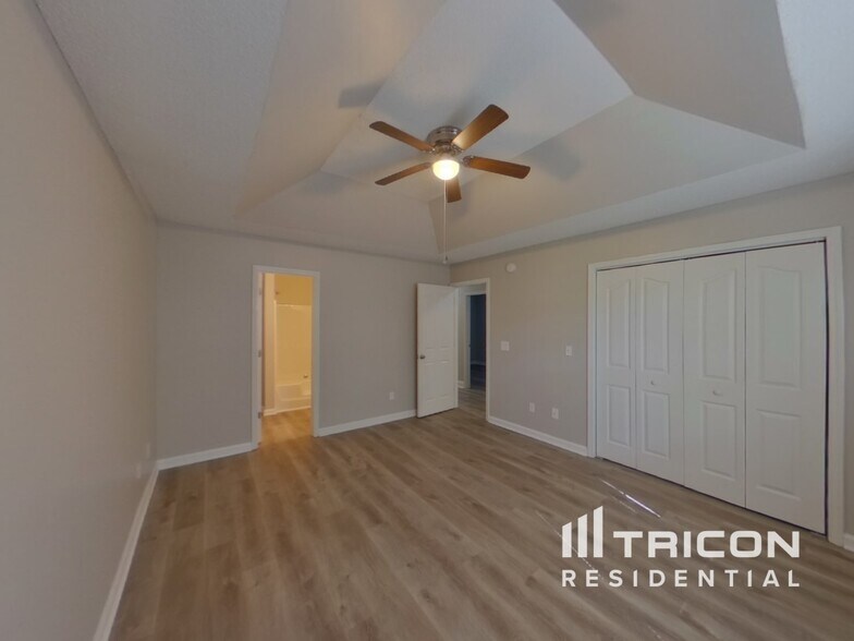 Building Photo - 1003 Cambridge Oaks Dr