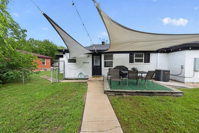 Building Photo - 3513 Sheridon Dr