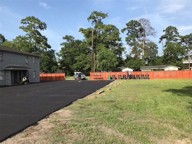 Building Photo - 8717 Spaulding St