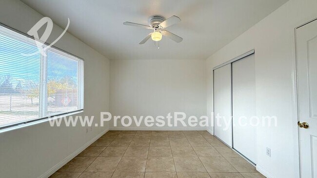 Building Photo - 17373 Capri St